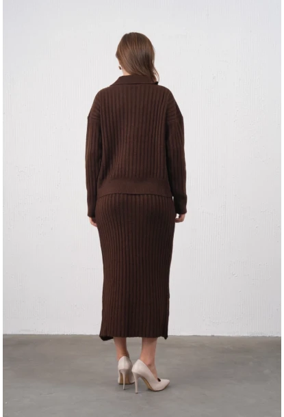 Polo Yaka Yarım Pat Örgü Detay Kazak Etek İkili Triko Takım