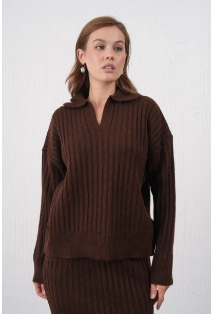 Polo Yaka Yarım Pat Örgü Detay Kazak Etek İkili Triko Takım