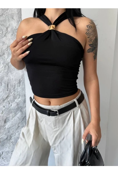 Siyah Sandy Kumaş Yaka Detay Bluz