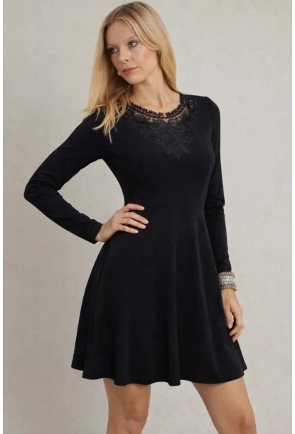 Yaka Güpür Detay Elbise Siyah