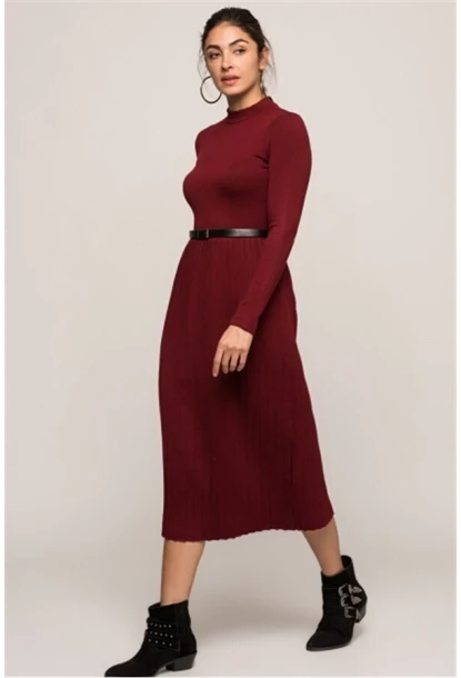 Yarım Balıkçı Bordo Eteği Pliseli Uzun Elbise
