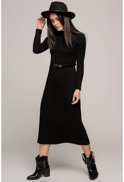Yarım Balıkçı Siyah Eteği Pliseli Uzun Elbise