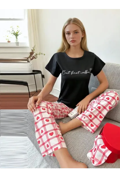 But First Coffee Yazılı Siyah Tişört  Kalpli Desen Kısa Kol Pijama Takımı