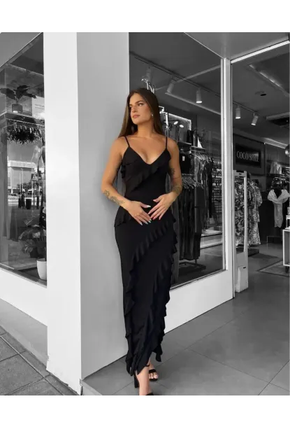 İthal Sandy Kumaş Yırtmaç Detaylı Maxi Boy Elbise Siyah