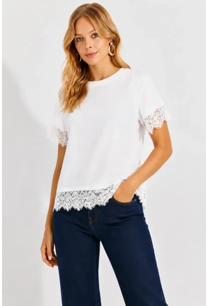 Kadın Eteği Dantel Detay T-shirt Beyaz