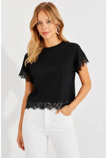 Kadın Eteği Dantel Detay T-shirt Siyah