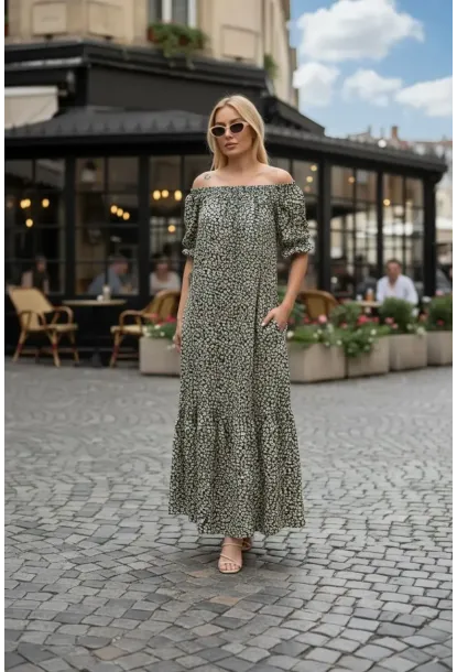 Madonna Yaka Çiçek Desenli Maxi Elbise – Rahat Kesim Yazlık Şıklık