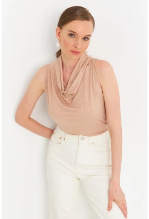 Kadın Bej Sırt Pencereli Desenli Bluz LPP1021