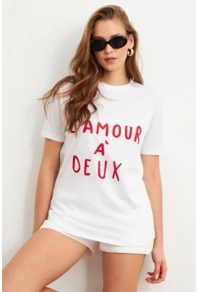 Kadın Beyaz-Kırmızı Baskılı Pijama T-Shirt AYD411