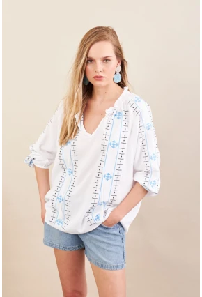 Kadın Beyaz Nakışlı Bluz MPC1344