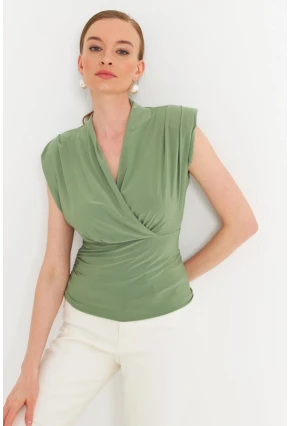Kadın Çağla Yeşili Vatkalı Kruvaze Bluz MTK13213