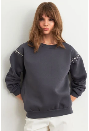 Kadın Gri Omuzları İnci Detaylı Sweatshirt MDY1424