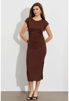 Kadın Kahverengi Büzgülü Midi Elbise MK38