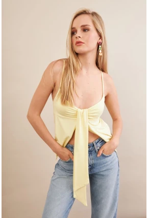 Kadın Sarı Büzgülü Asimetrik Bluz ZH172