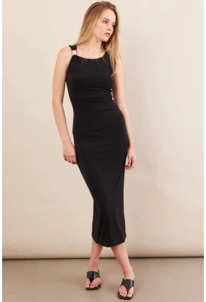 Kadın Siyah Aksesuarlı Büzgülü Midi Elbise İRE102