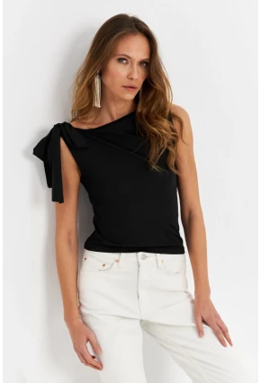 Kadın Siyah Bağlama Detaylı Bluz TF50