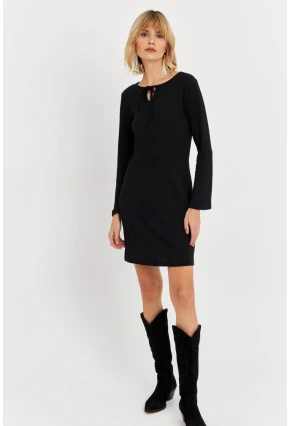 Kadın Siyah Bağlama Detaylı Mini Elbise TF68