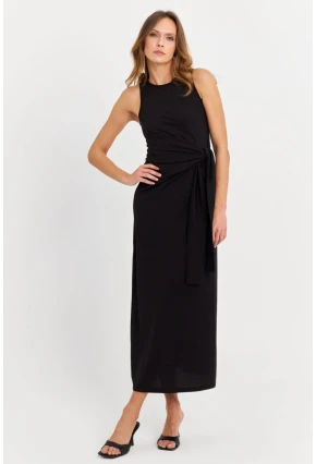 Kadın Siyah Büzgülü Kolsuz Midi Elbise TF75