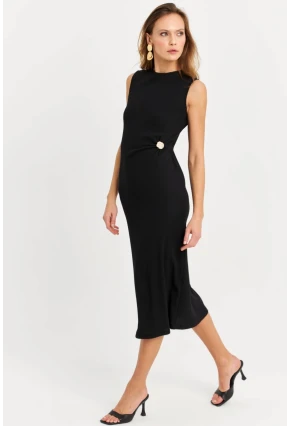 Kadın Siyah Düğme Detaylı Kaşkorse Midi Elbise TF74