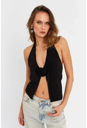 Kadın Siyah Gül Aksesuar Detaylı Crop Bluz ELT3923