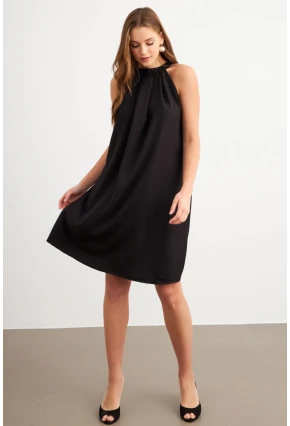 Kadın Siyah Halter Yaka Midi Elbise NH5029