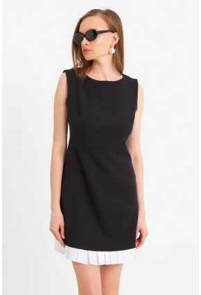 Kadın Siyah Kontrast Pileli Mini Elbise FRY100