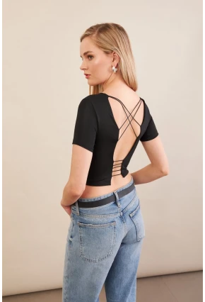 Kadın Siyah Sırtı Açık Crop Bluz AN6038