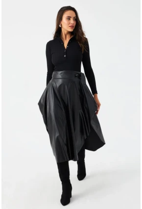Kadın Siyah Suni Deri Asimetrik Etek MLV180