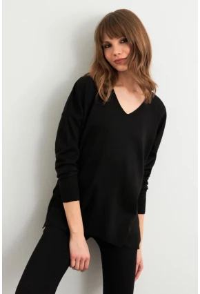Kadın Siyah V Yaka Triko Kazak YİL549