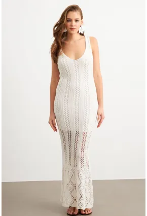 Kadın Beyaz Astarlı Ajurlu Maxi Elbise MBE15001