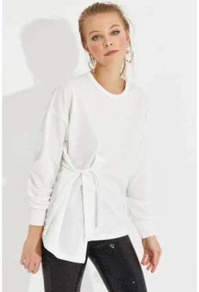 Kadın Beyaz Bağlamalı Sweatshirt Yİ2493