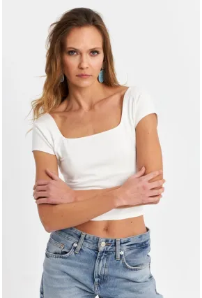 Kadın Beyaz Kare Yaka Crop Bluz SB108