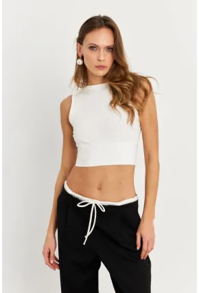Kadın Beyaz Sırt Bağlamalı Crop Bluz EY2733