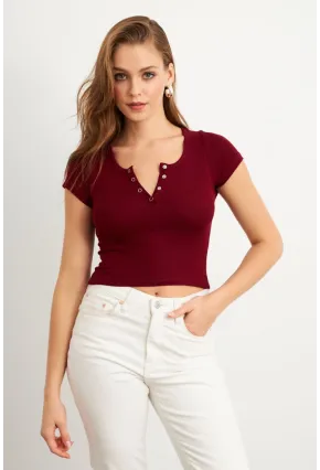Kadın Bordo Önü Düğmeli Basic T-Shirt TOP07