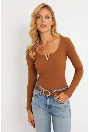 Kadın Camel Aksesuarlı Kaşkorse Bluz RLO17