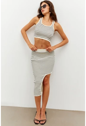 Kadın Ekru Çizgili Yırtmaçlı Alt Üst Takım KZ2468