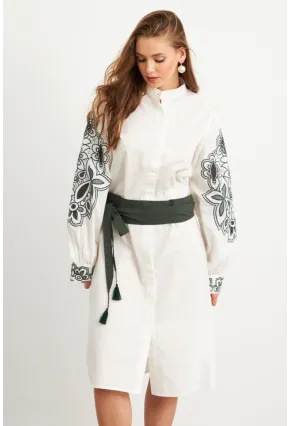 Kadın Ekru-Haki Nakış Detaylı Keten Gömlek Elbise MQS1839-90