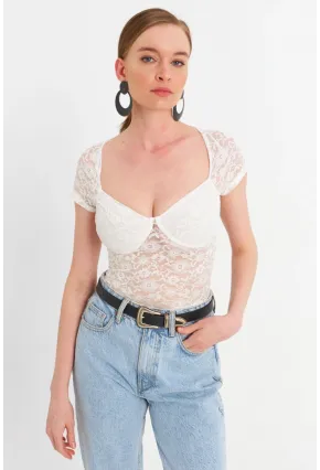 Kadın Ekru Kalp Yaka Tül Crop Bluz TPG05