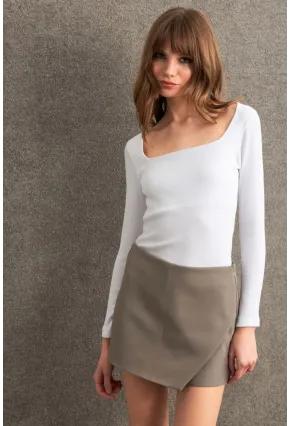 Kadın Ekru Kare Yaka Kaşkorse Bluz GA101