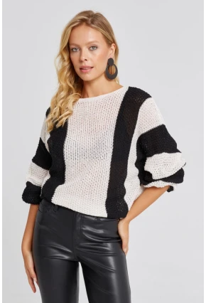 Kadın Ekru-Siyah Ajurlu Triko Kazak YV218