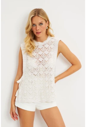 Kadın Ekru Yanları Bağlamalı Ajurlu Süveter YV226