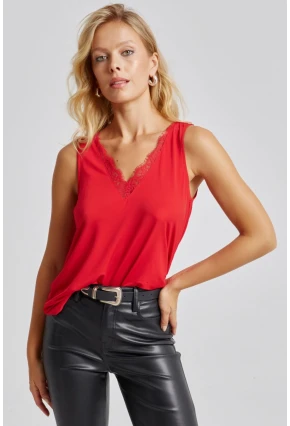 Kadın Kırmızı Dantel Detaylı Bluz LPP1248