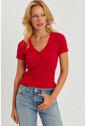 Kadın Kırmızı Önü Büzgülü V Yaka Bluz AYD309