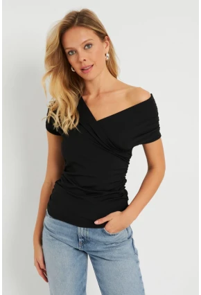 Kadın Kruvaze Büzgülü Bluz Siyah EY2725