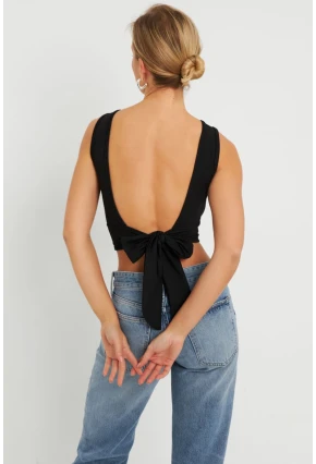 Kadın Sırt Bağlamalı Crop Bluz Siyah EY2733