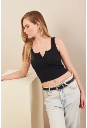 Kadın Siyah Agraflı Kısa Bluz ZH167