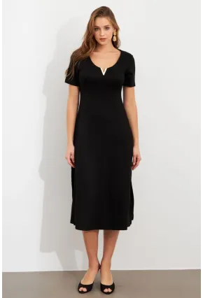 Kadın Siyah Aksesuar Detaylı Midi Elbise MON145