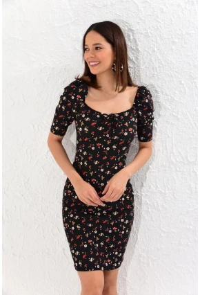 Kadın Siyah Balon Kol Kare Yaka Elbise Yİ1809