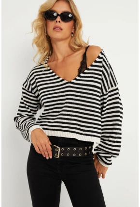 Kadın Siyah-Beyaz Çizgili Triko Bluz YV278