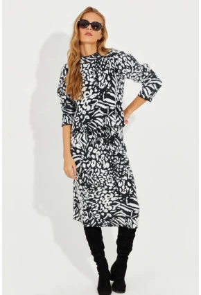 Kadın Siyah-Beyaz Desenli Alt Üst Triko Yumoş Etek Takım VİN30201